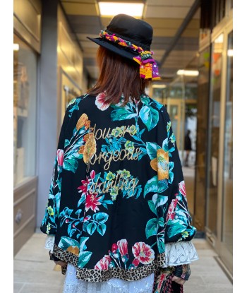 Kimono Court Fleur de Pirate plus qu'un jeu 